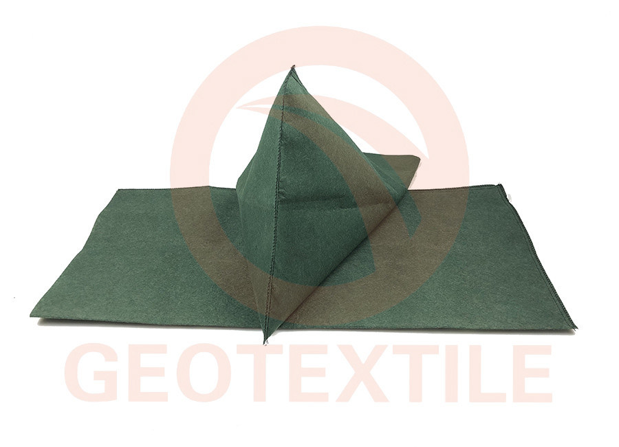 60cm * 45cm Erosion control Geotextile Dewatering Bags For Slope Protection