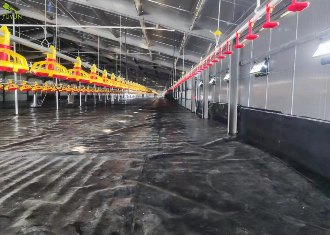 Anti Seepage Leakage 1.5mm HDPE Geomembrane For Chicken Poultry Farm